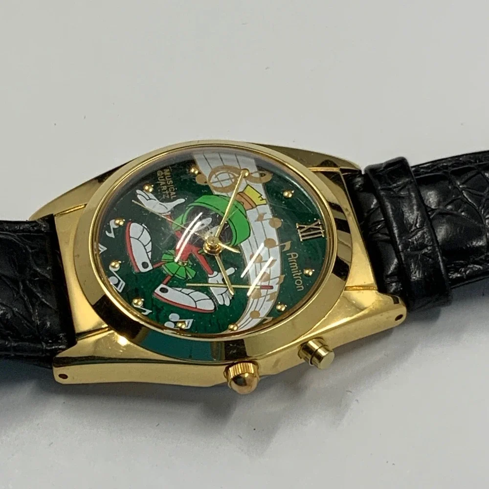 Vintage 1994 Armitron Marvin the Martian Musical Quartz Watch Gold Tone 2200/162